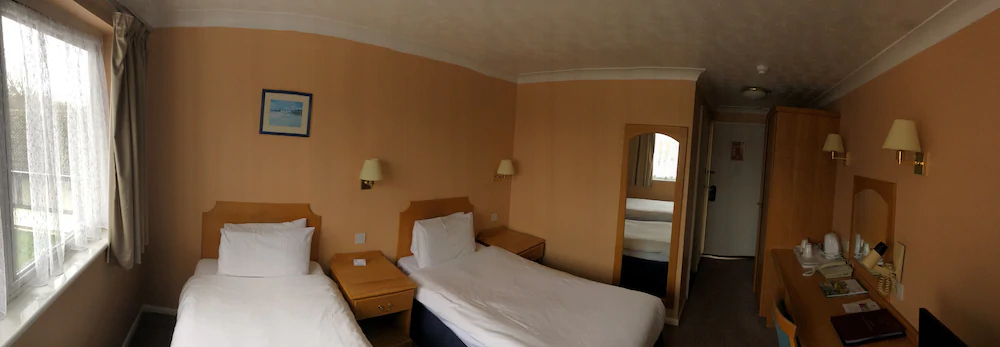 The Rivenhall Hotel By Oyo