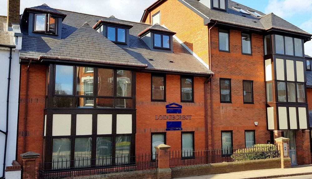 Roomspace Serviced Apartments- Kirk Court