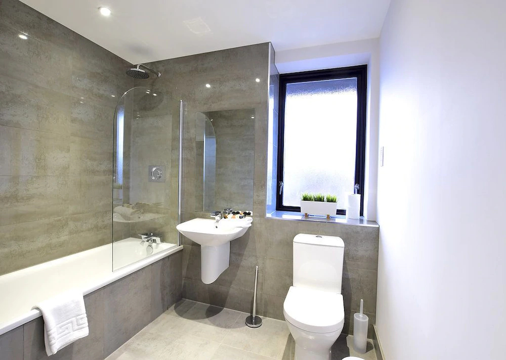 Roomspace Serviced Apartments- Kirk Court