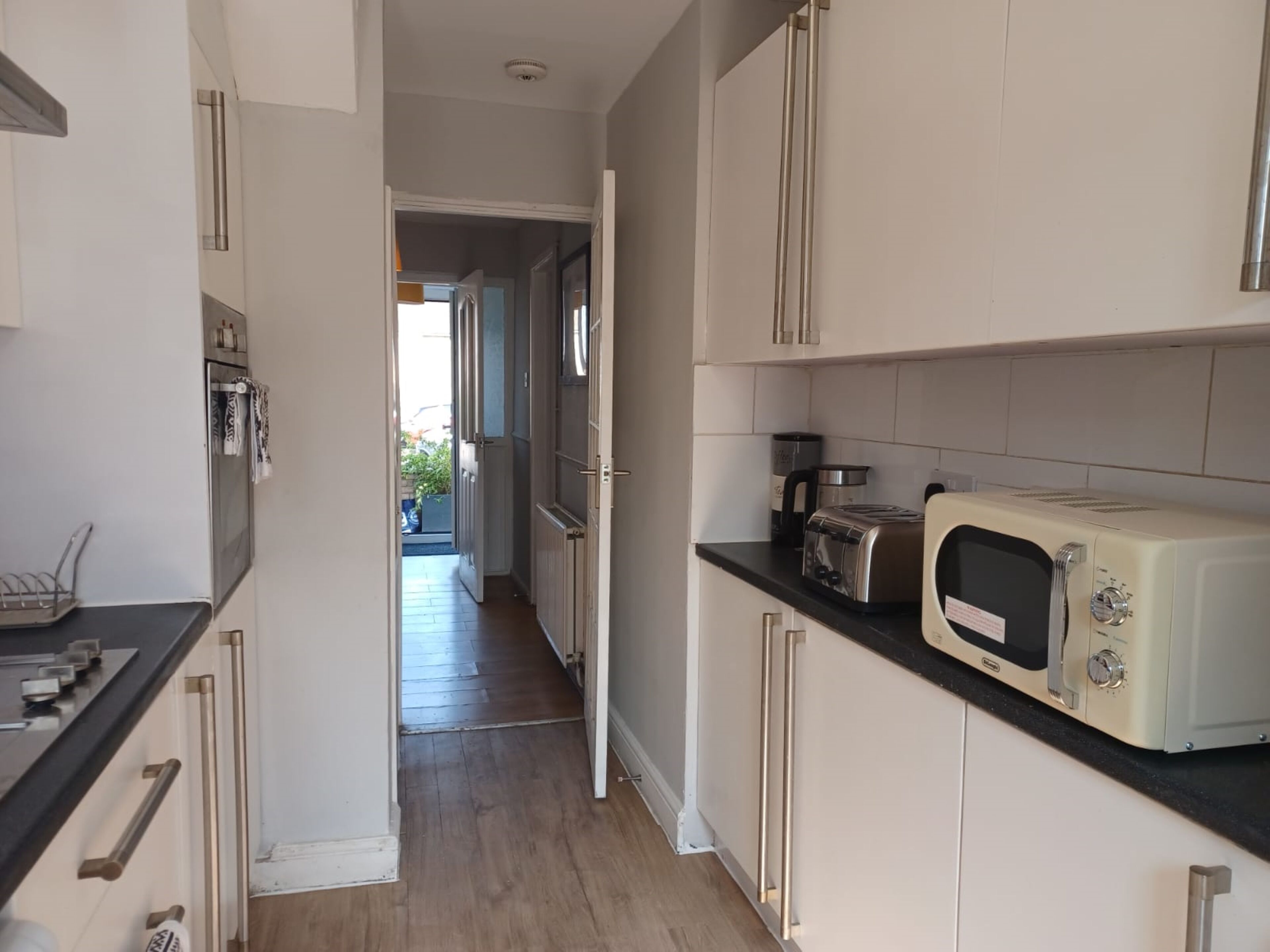 Melo House Grove Huku Kwetu