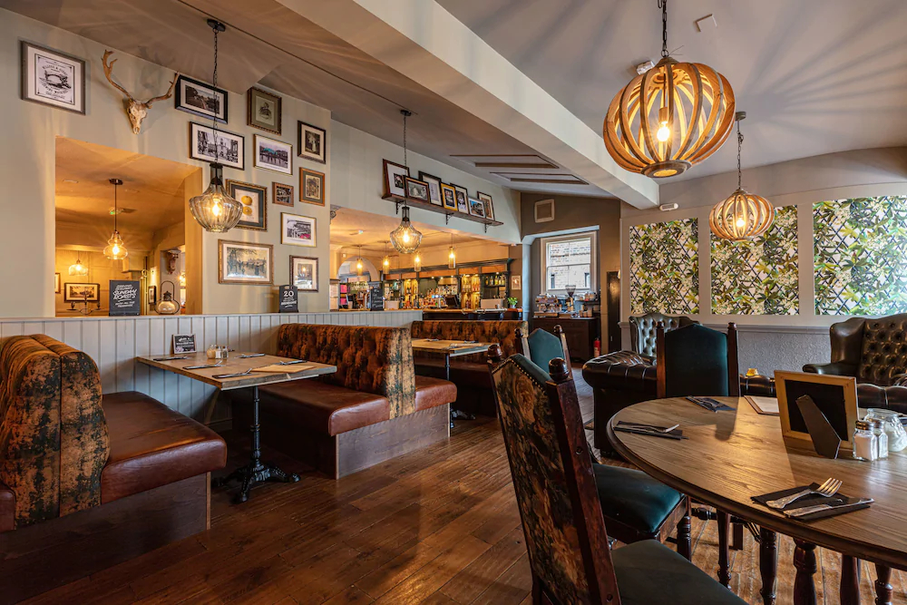 Kings Arms & Royal Hotel