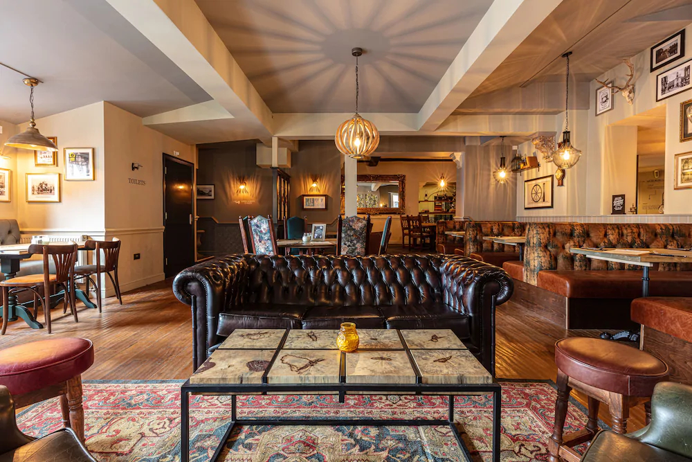 Kings Arms & Royal Hotel