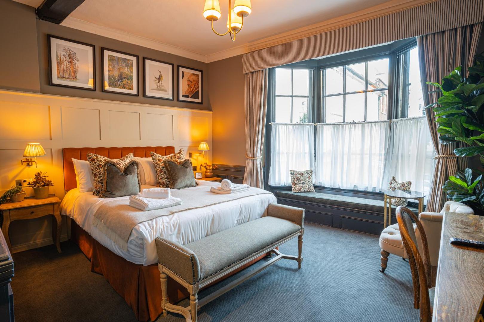 The Salisbury Arms Hotel