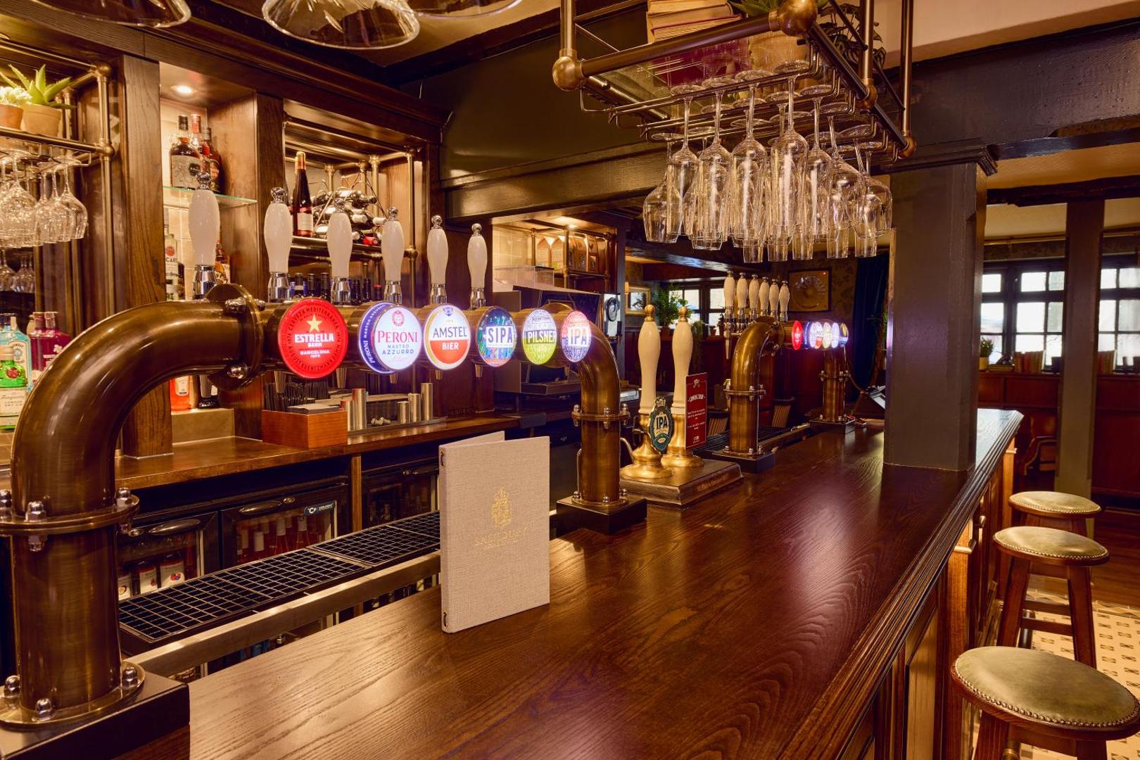 The Salisbury Arms Hotel