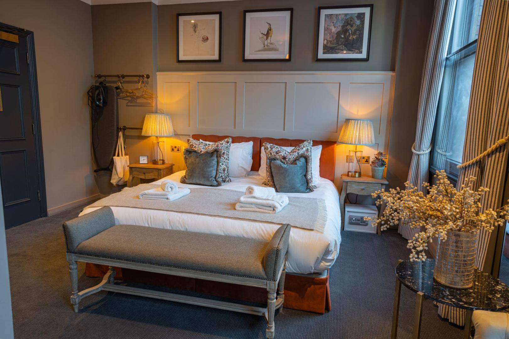 The Salisbury Arms Hotel