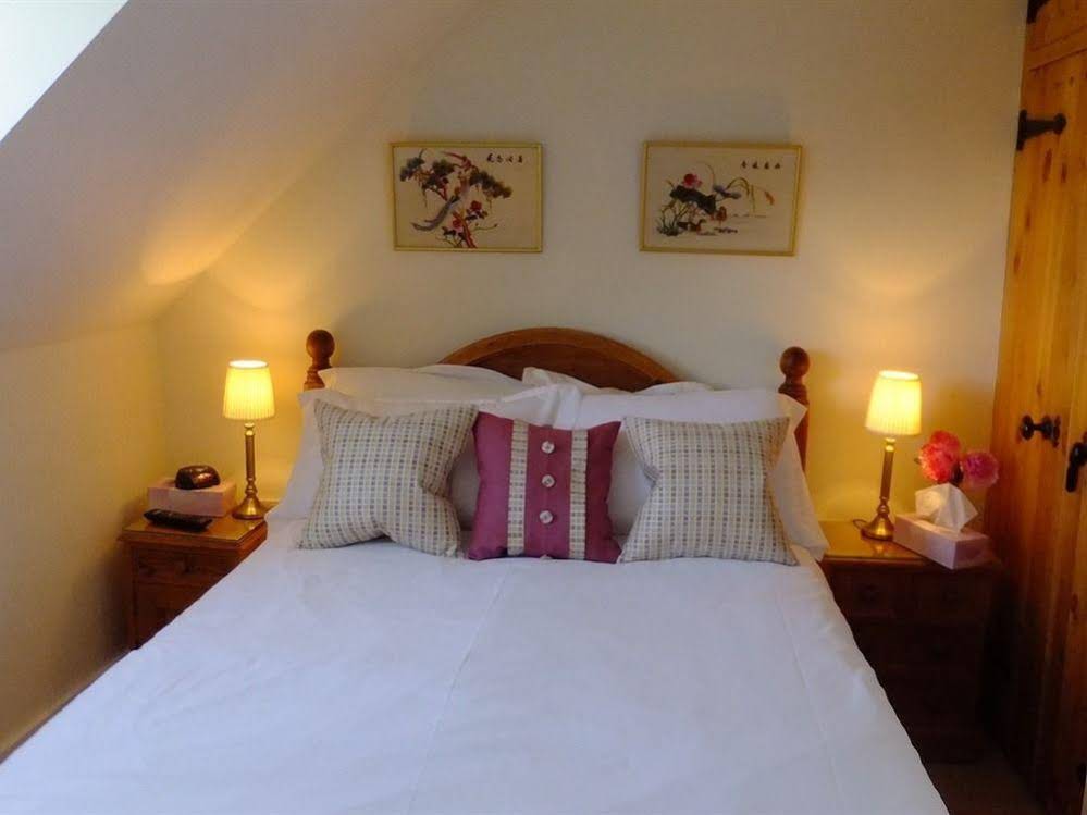 Latchetts Cottage