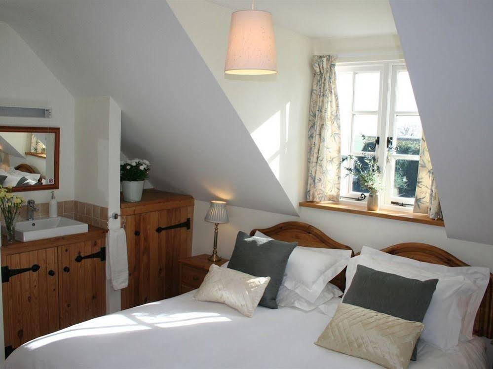 Latchetts Cottage