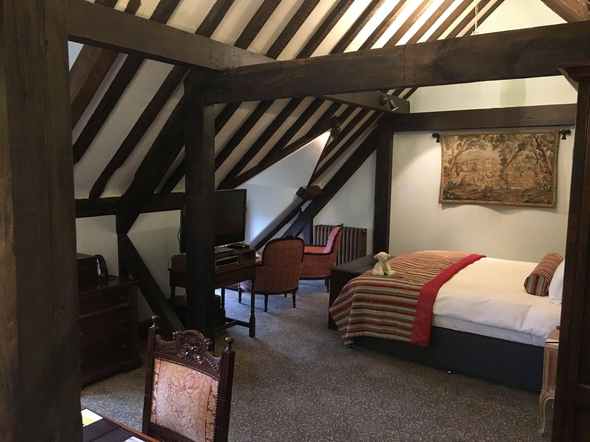 South Lodge