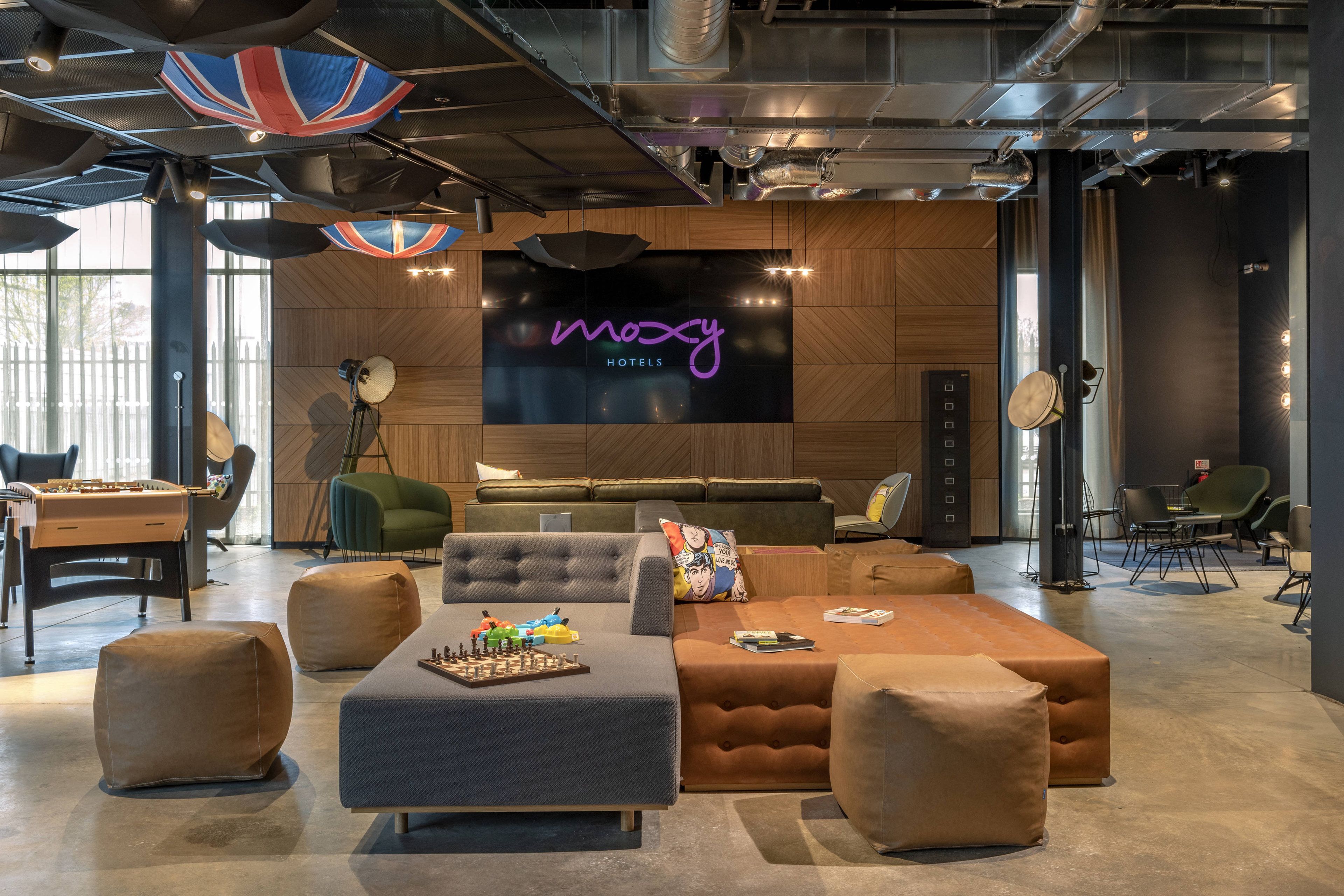 Moxy London Heathrow Airport