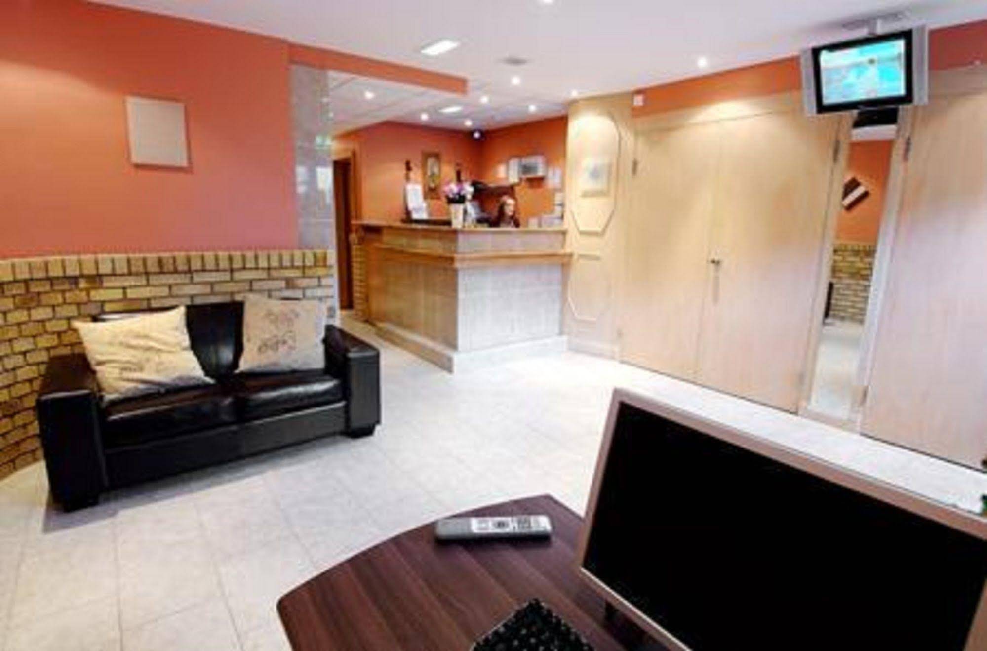 The Rosemount Hotel