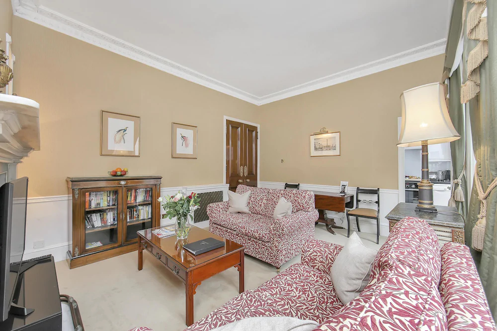 10 Curzon Street by Mansley Apartements