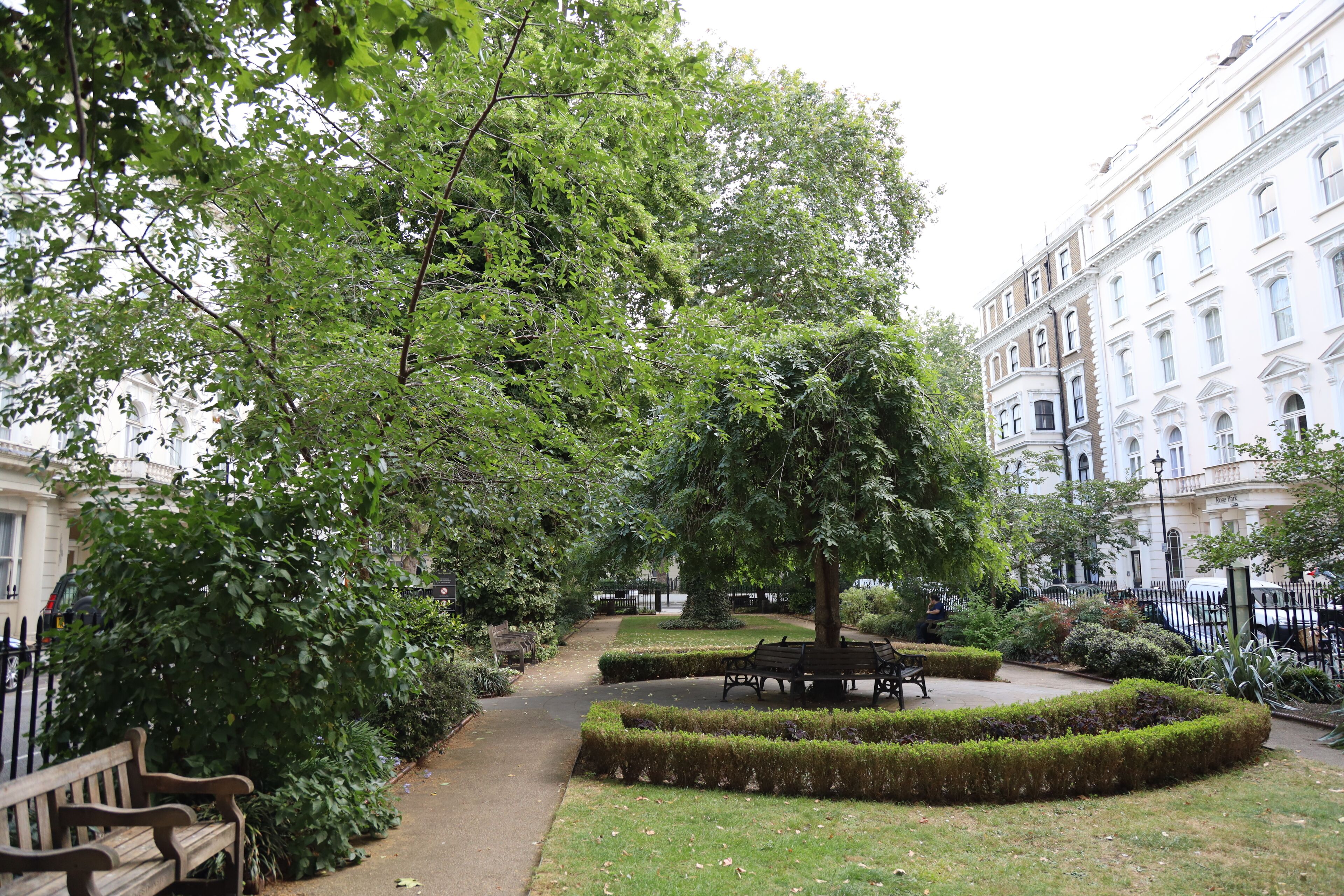 12 London Street Apartments