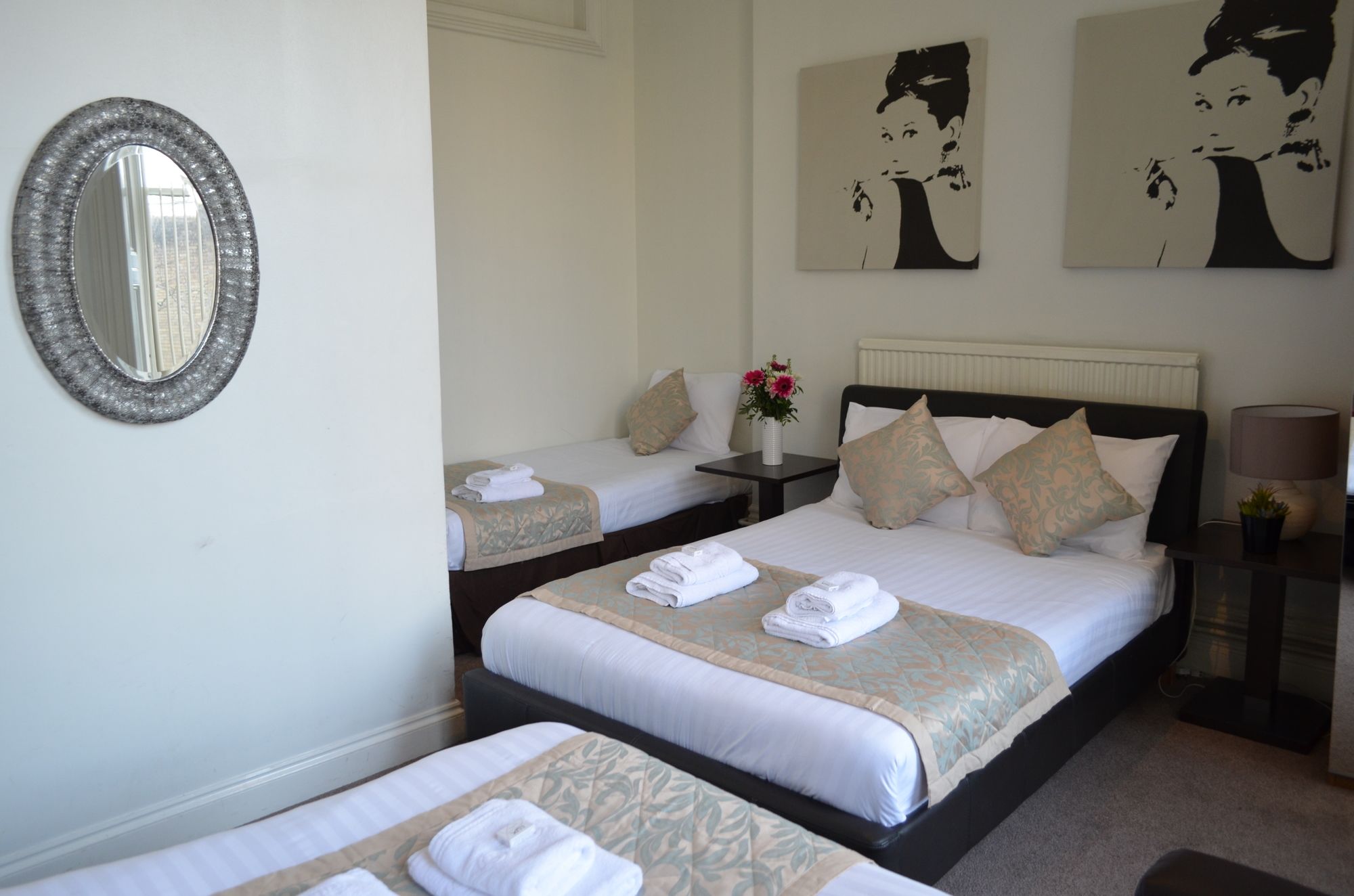 1 Lexham Gardens Hotel