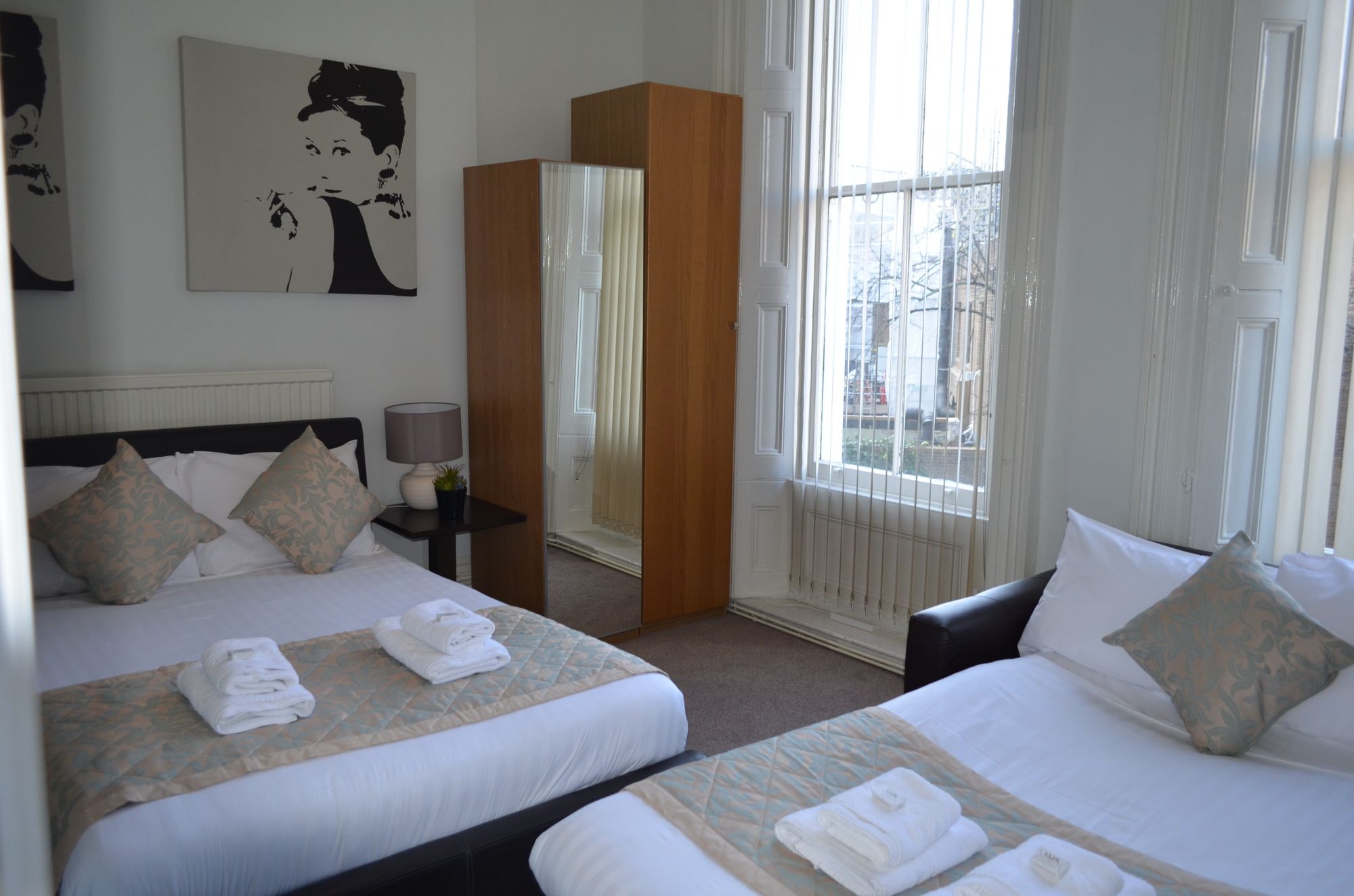 1 Lexham Gardens Hotel