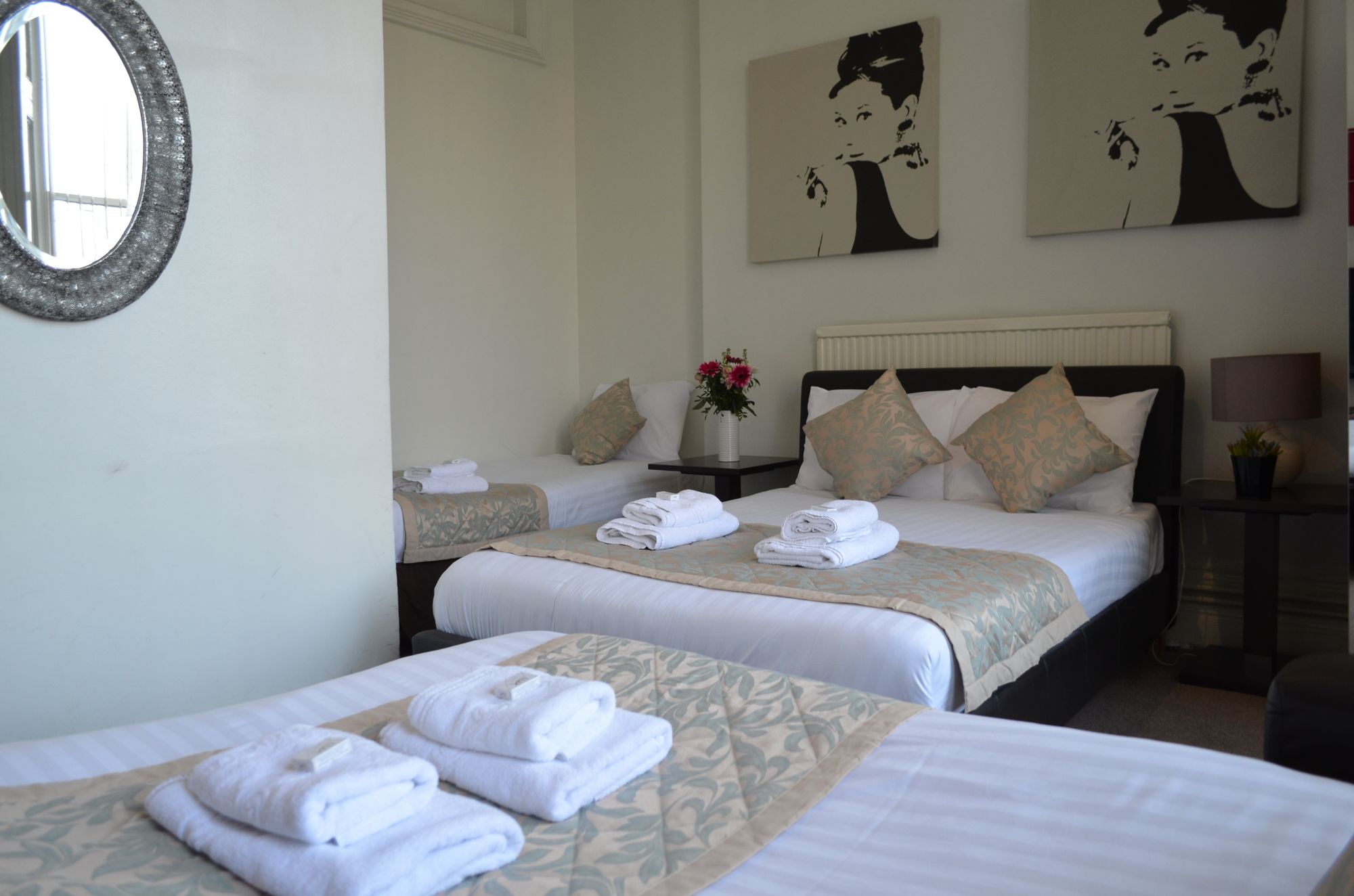 1 Lexham Gardens Hotel