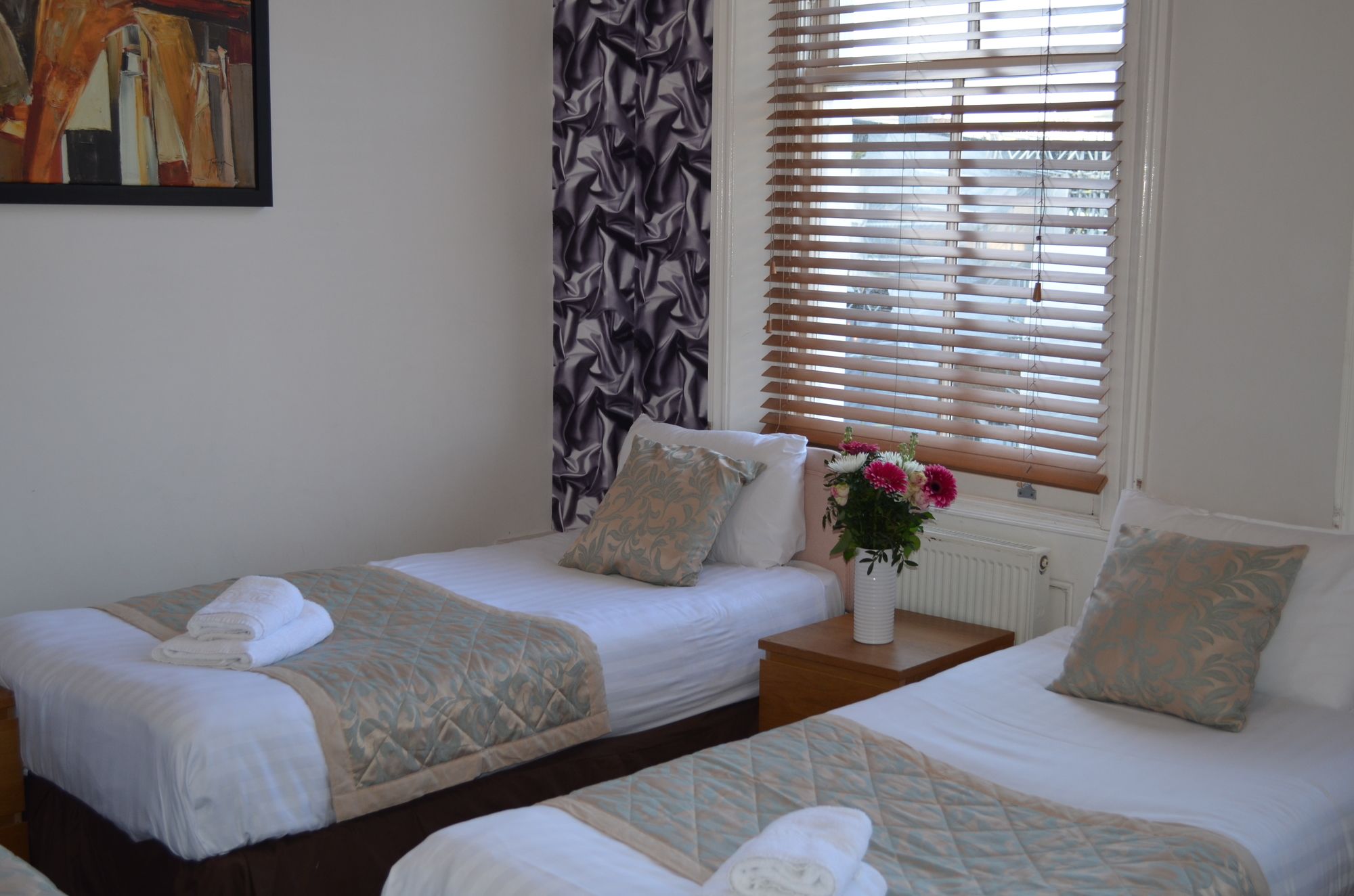 1 Lexham Gardens Hotel