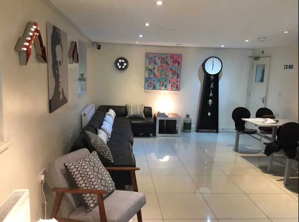 Mapesbury Hostel