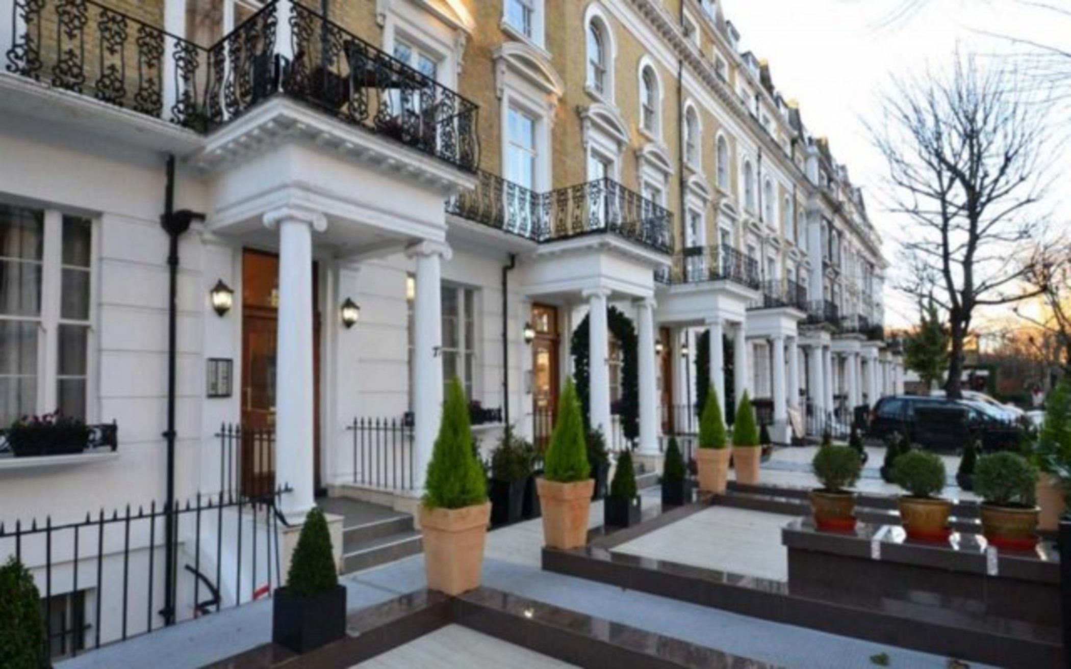 Hyde Park Suites