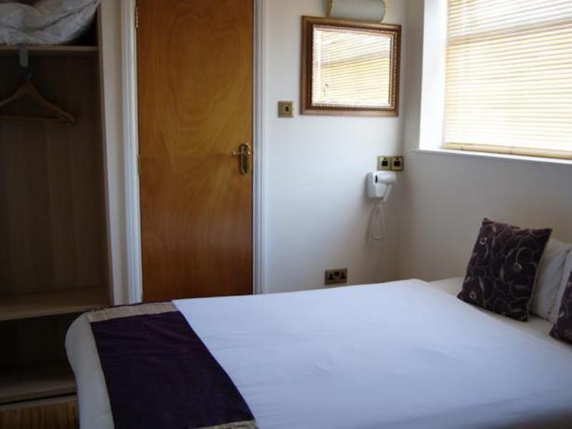 Abbey Court Hotel