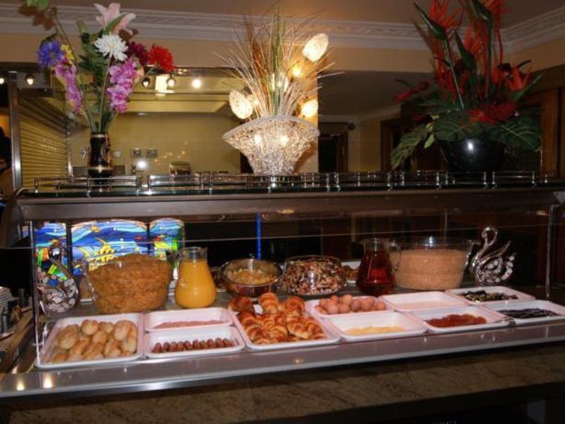 Abbey Court Hotel