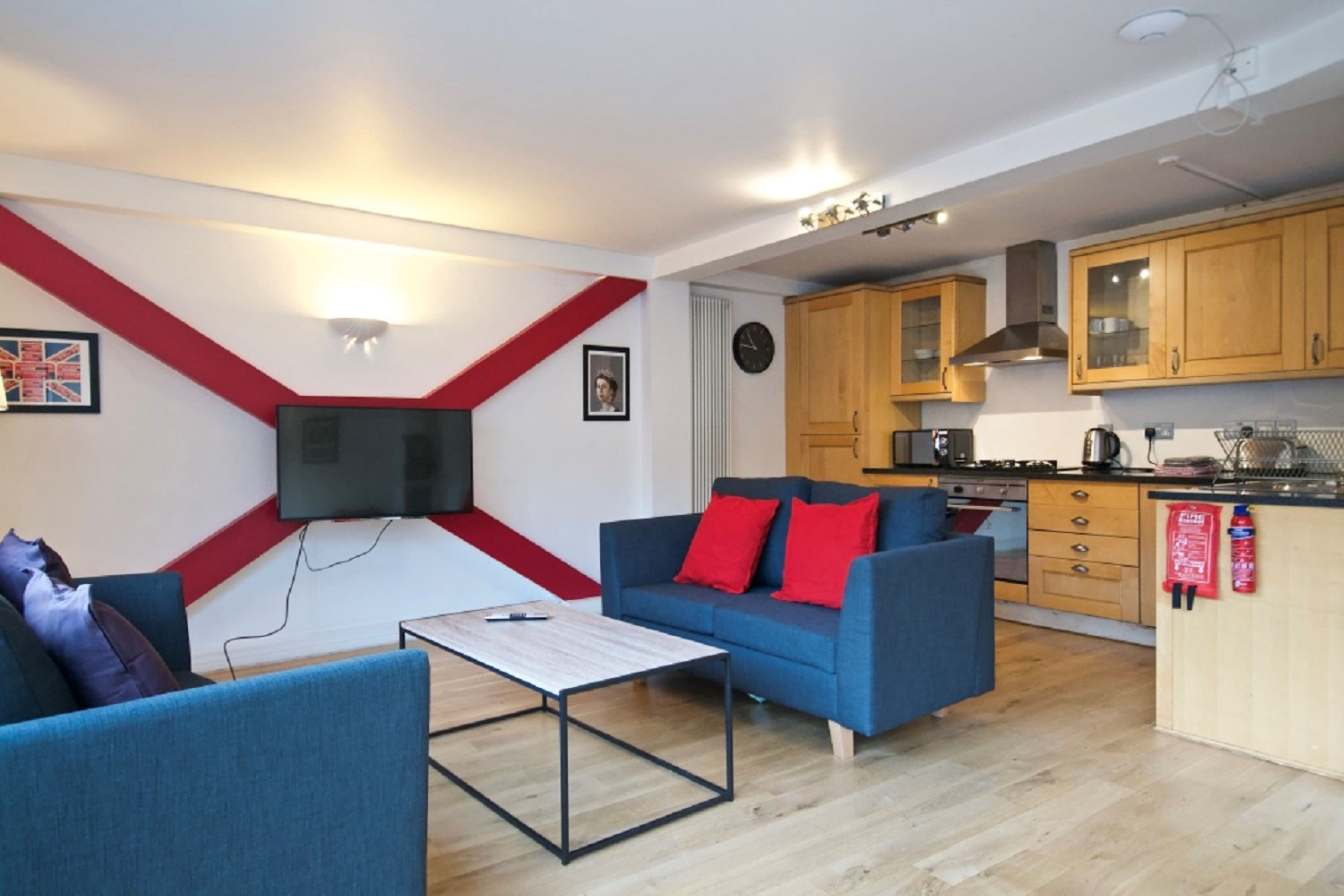 Acorn - Kamen House Apartments