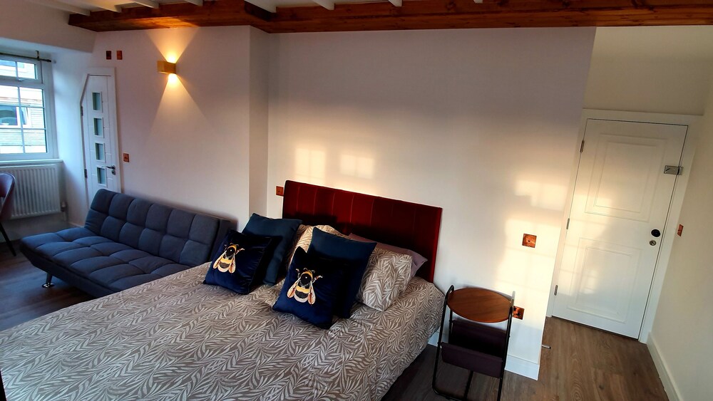 Angel Townhouse