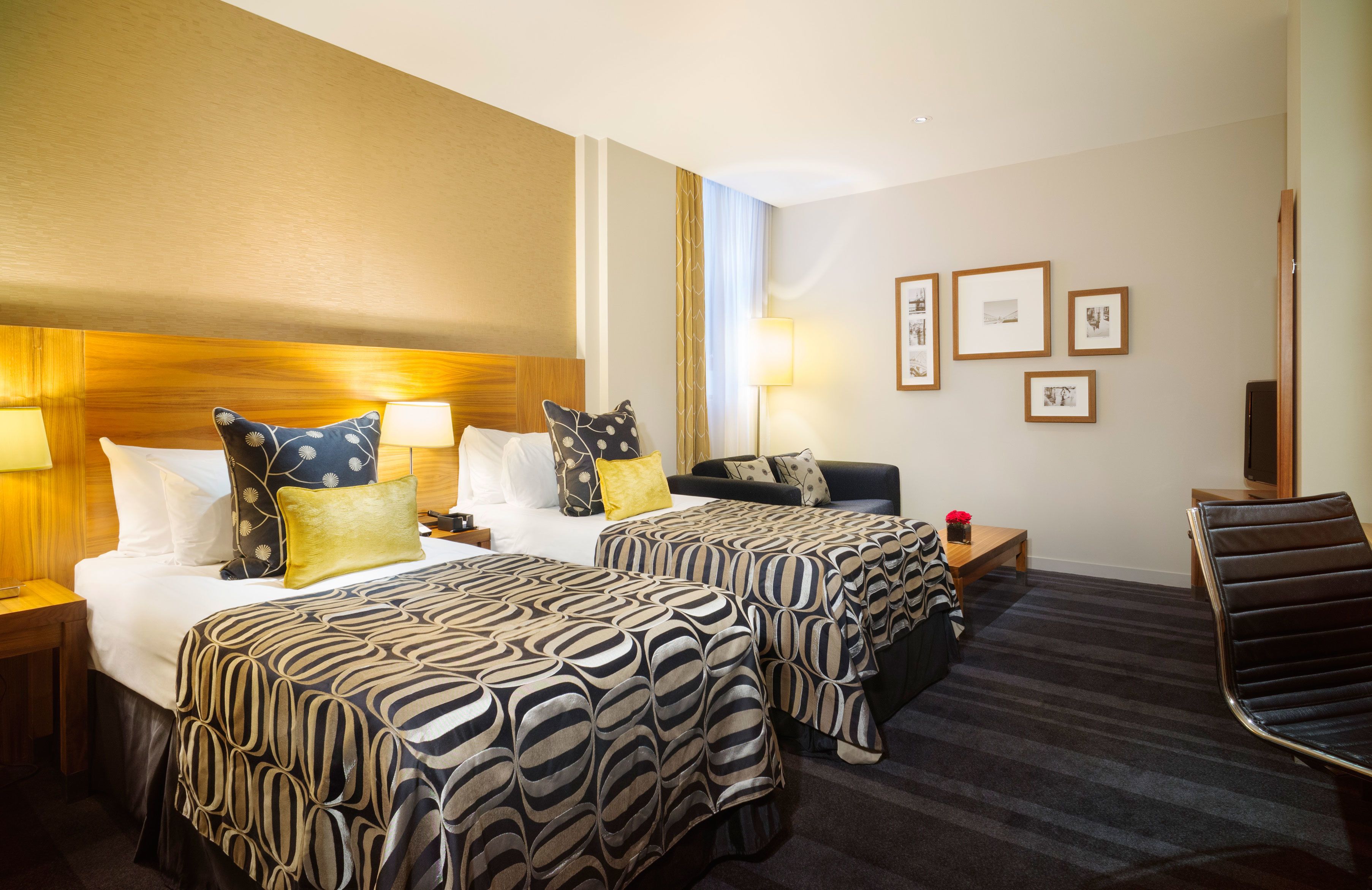 Apex City of London Hotel