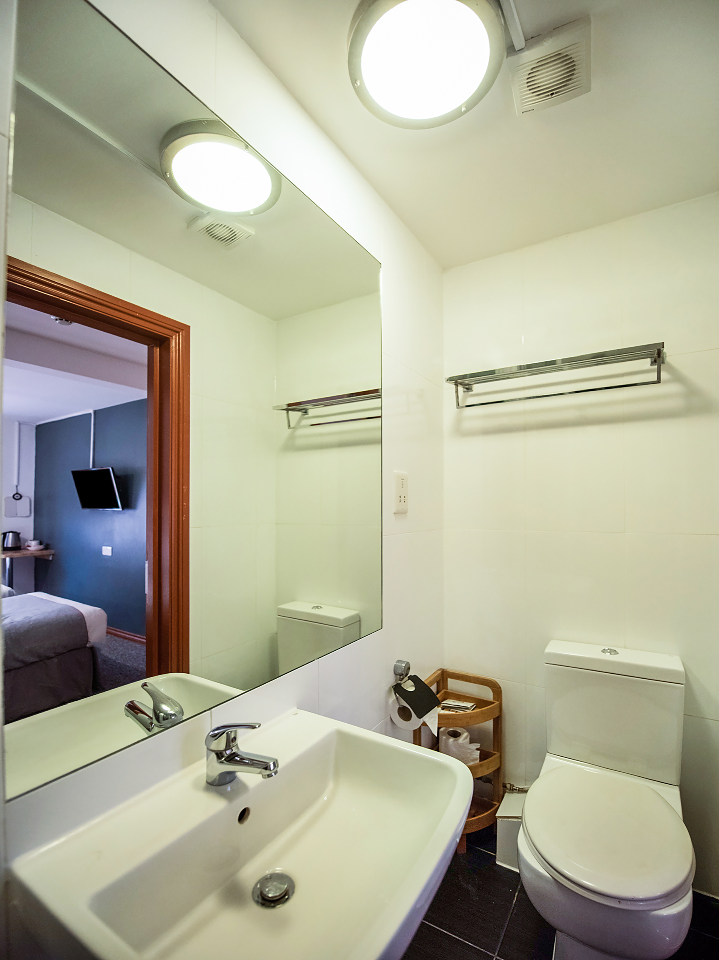 Arinza Hotel
