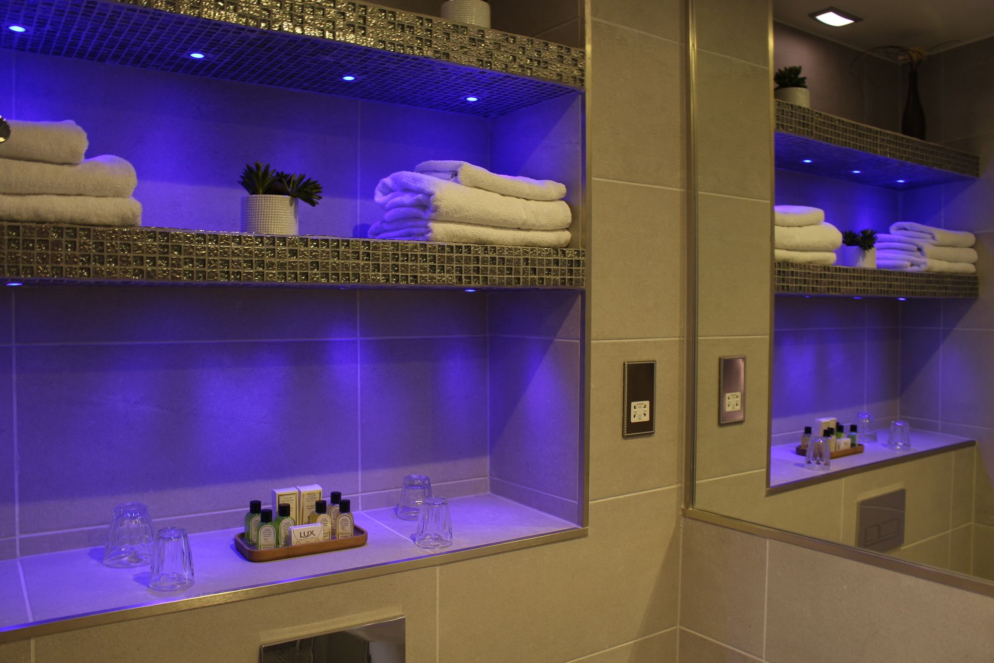 Arosfa Hotel By Compass Hospitality