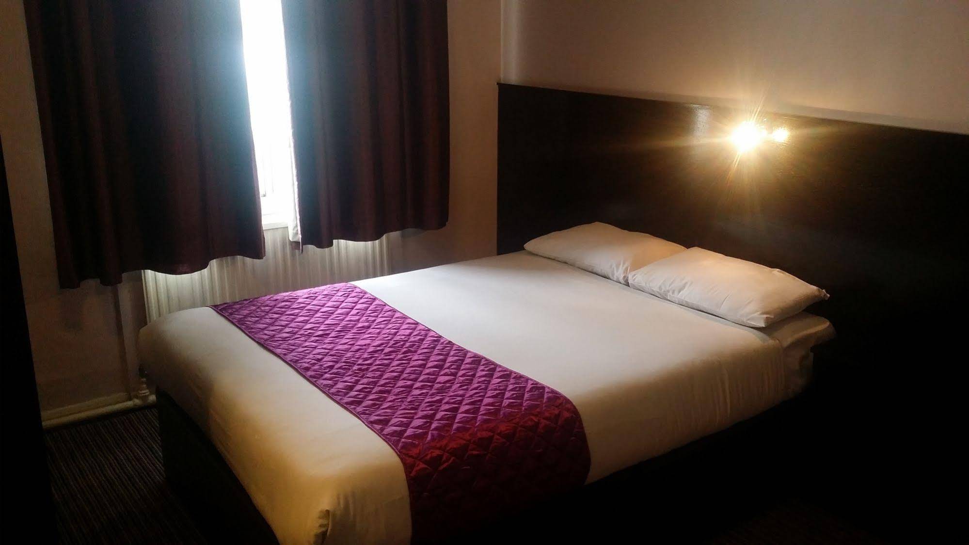 Arriva Hotel London