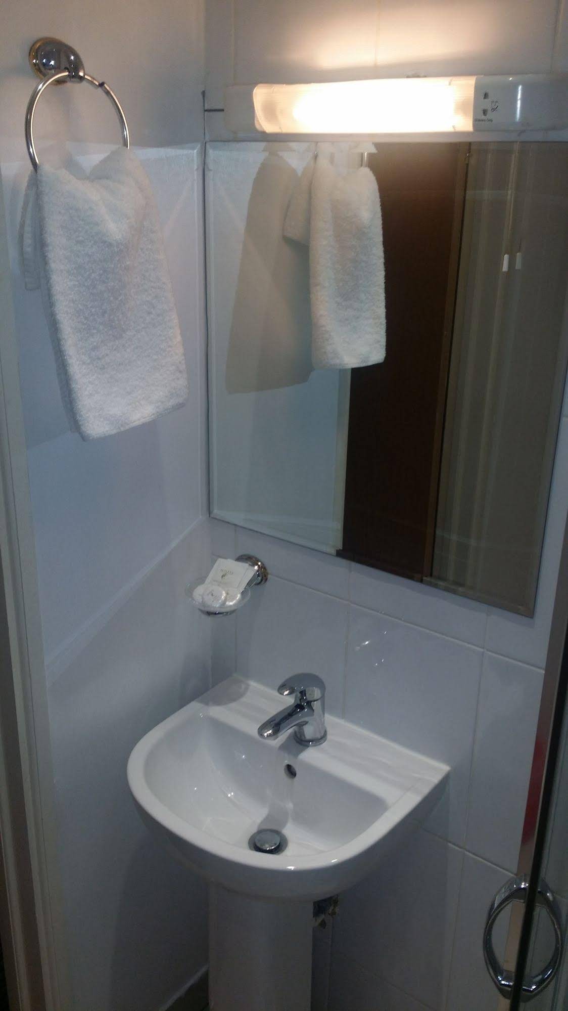 Arriva Hotel London