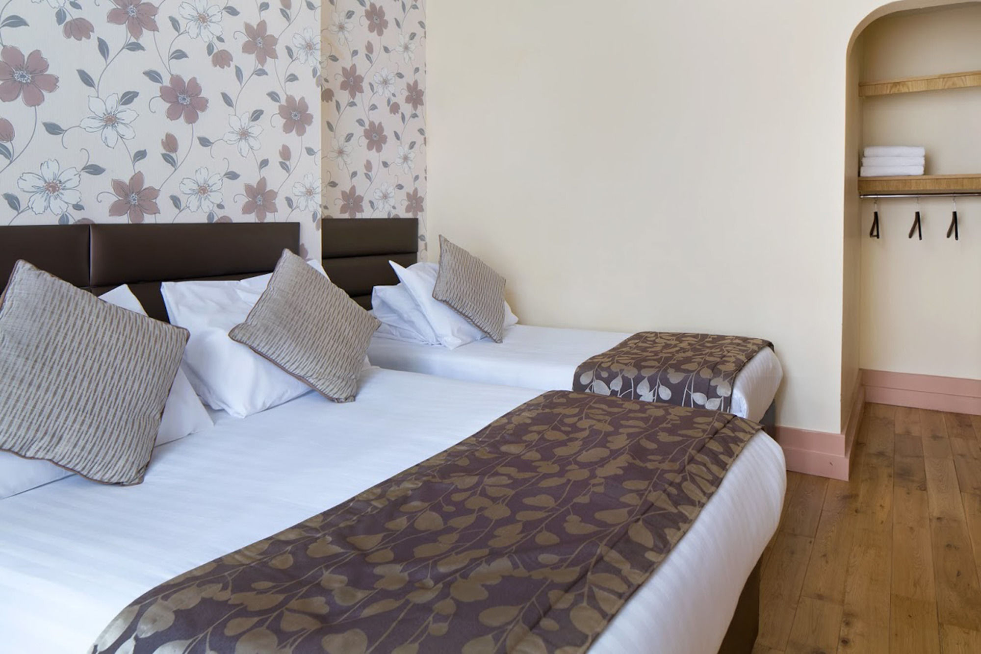 Voyage London Hotel
