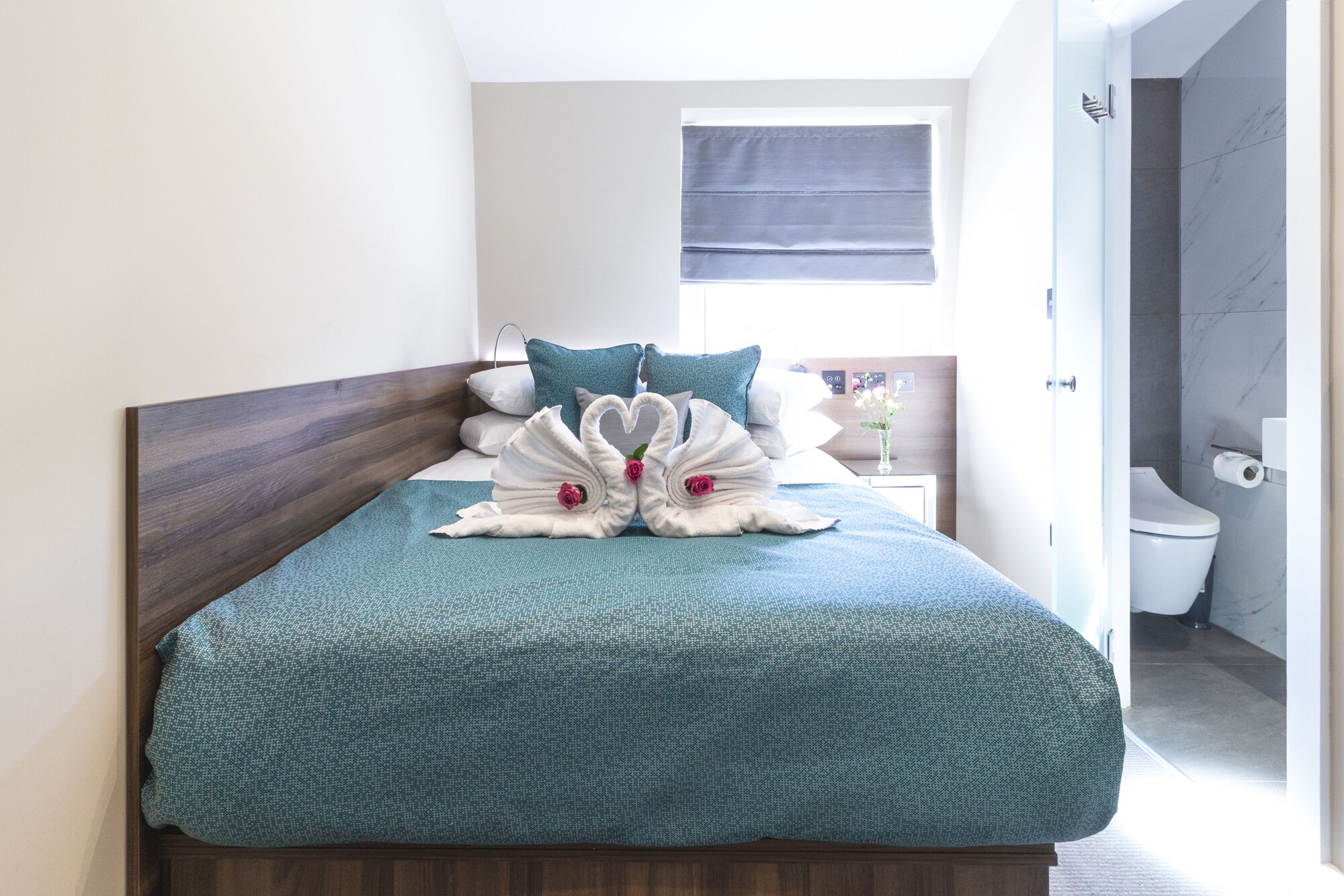 Voyage London Hotel