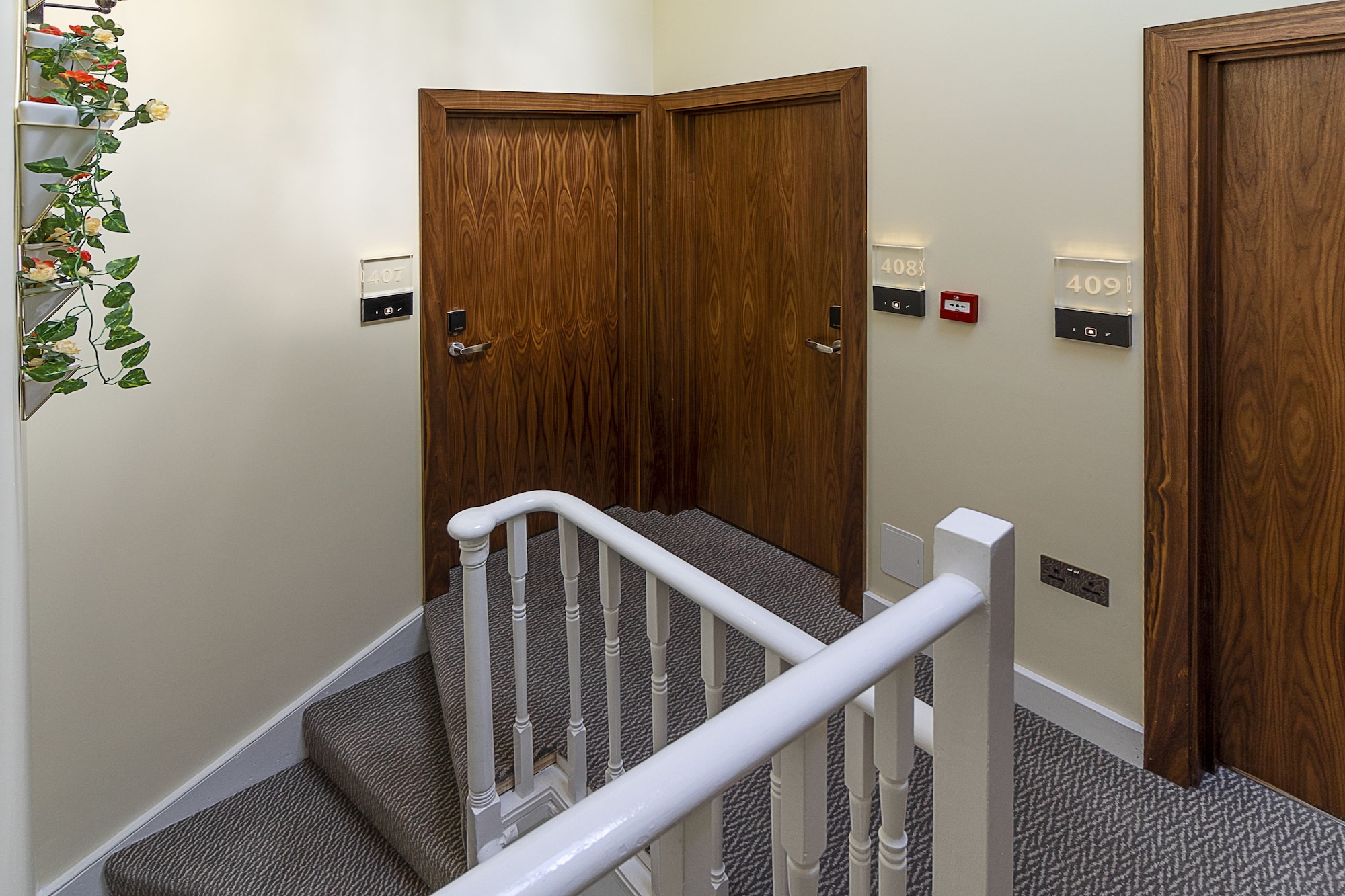 Voyage London Hotel