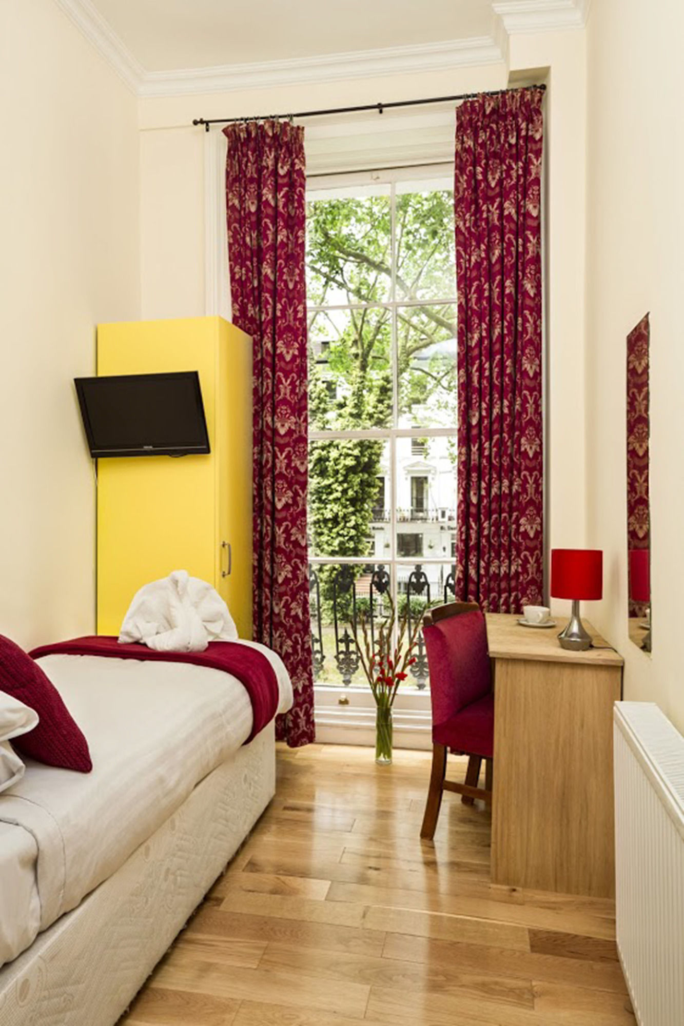 Voyage London Hotel