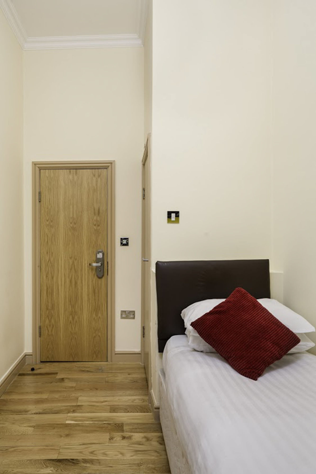 Voyage London Hotel