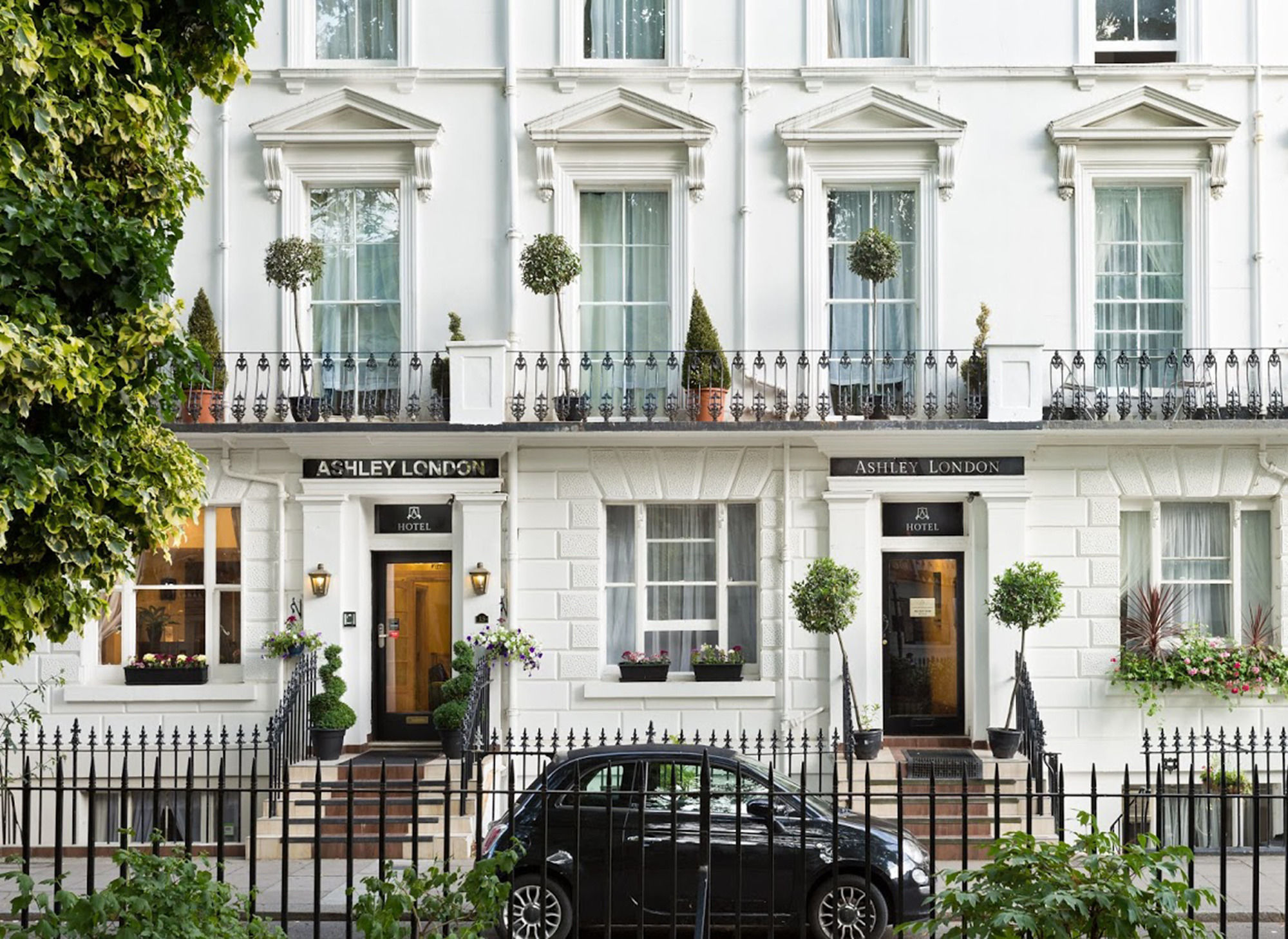 Voyage London Hotel