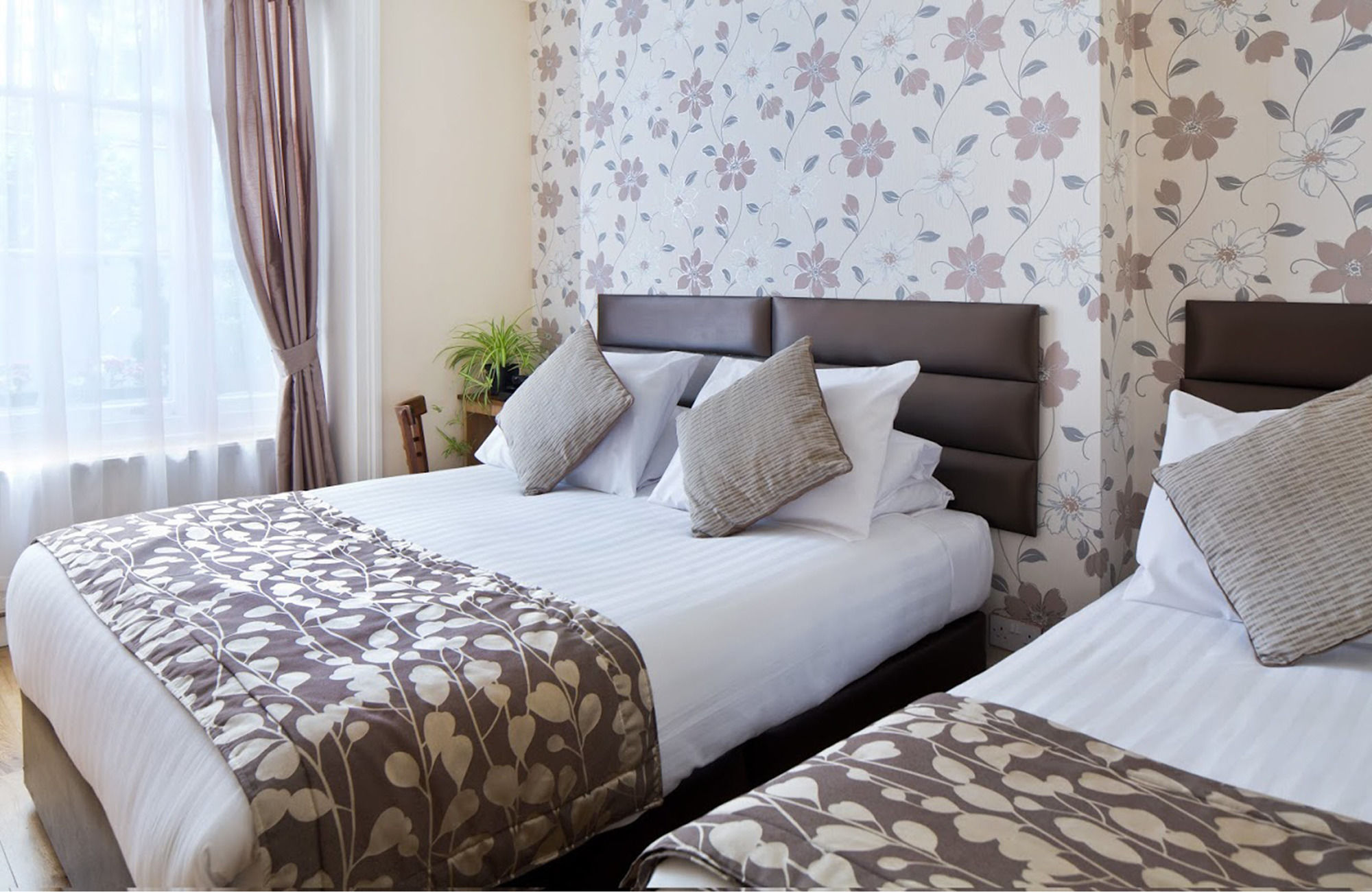 Voyage London Hotel