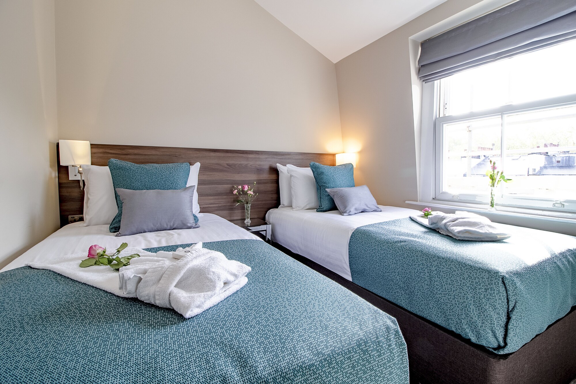 Voyage London Hotel