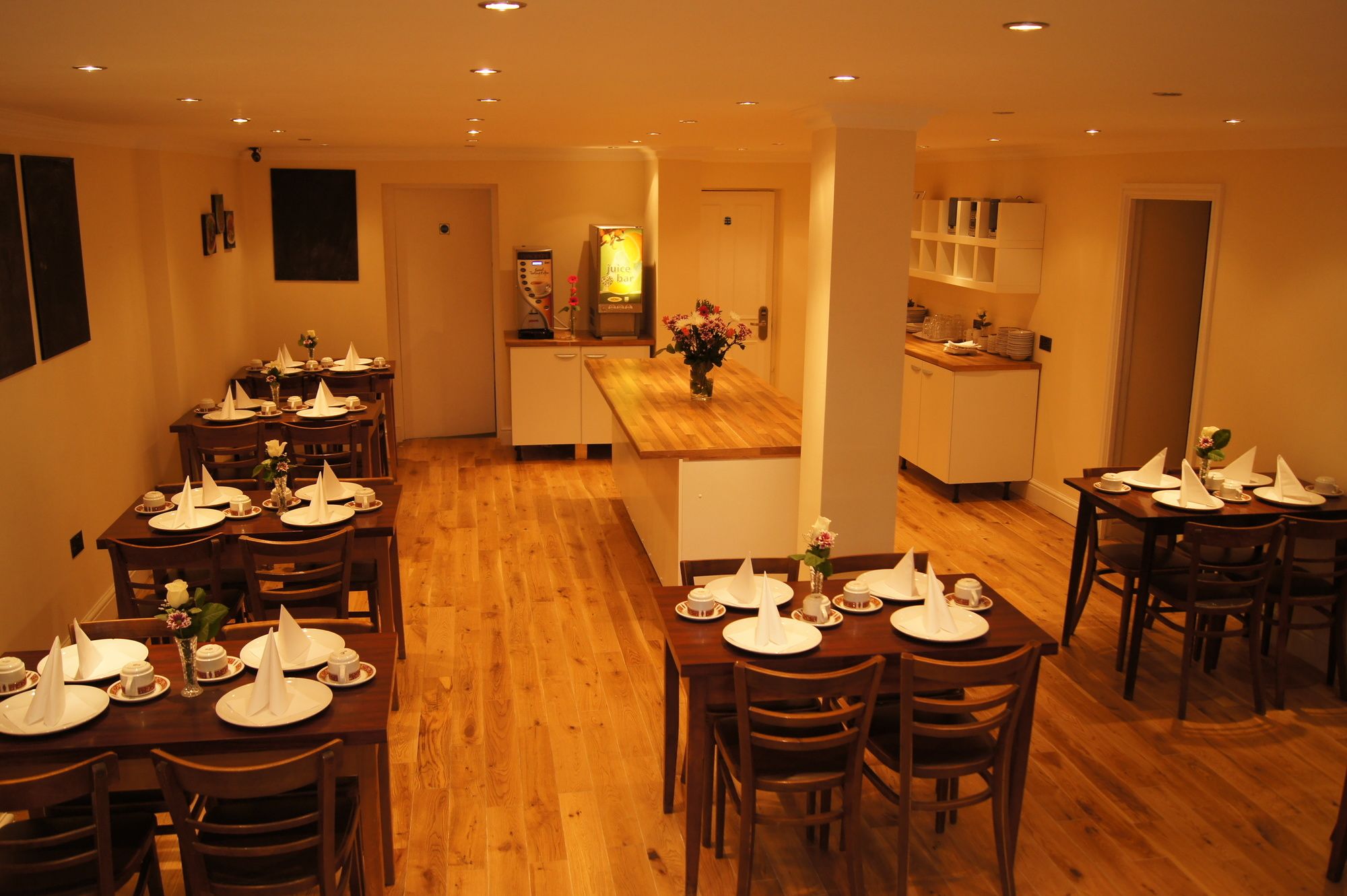 Voyage London Hotel