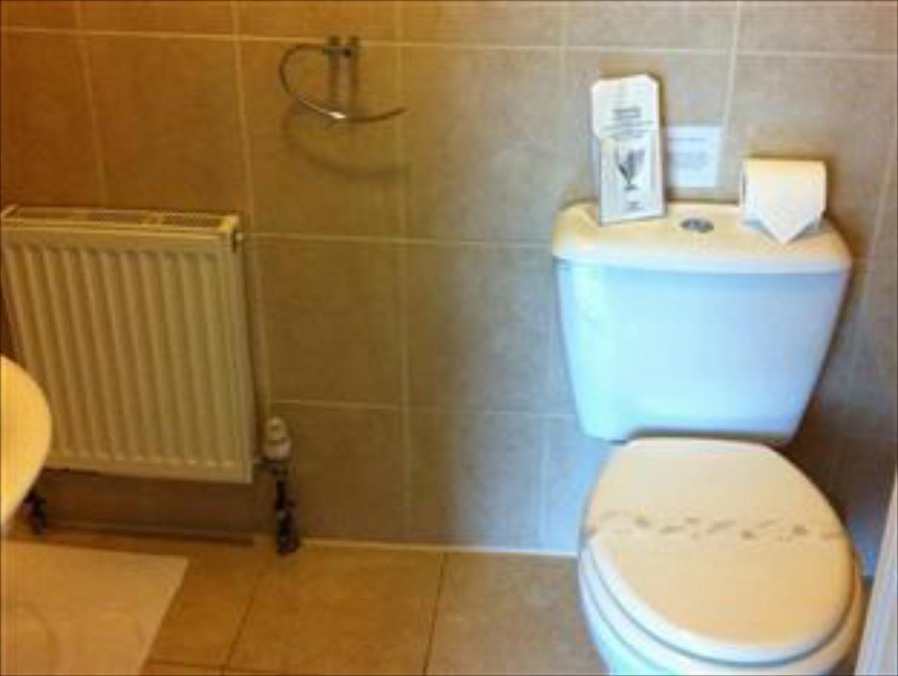 Aviva Guest House