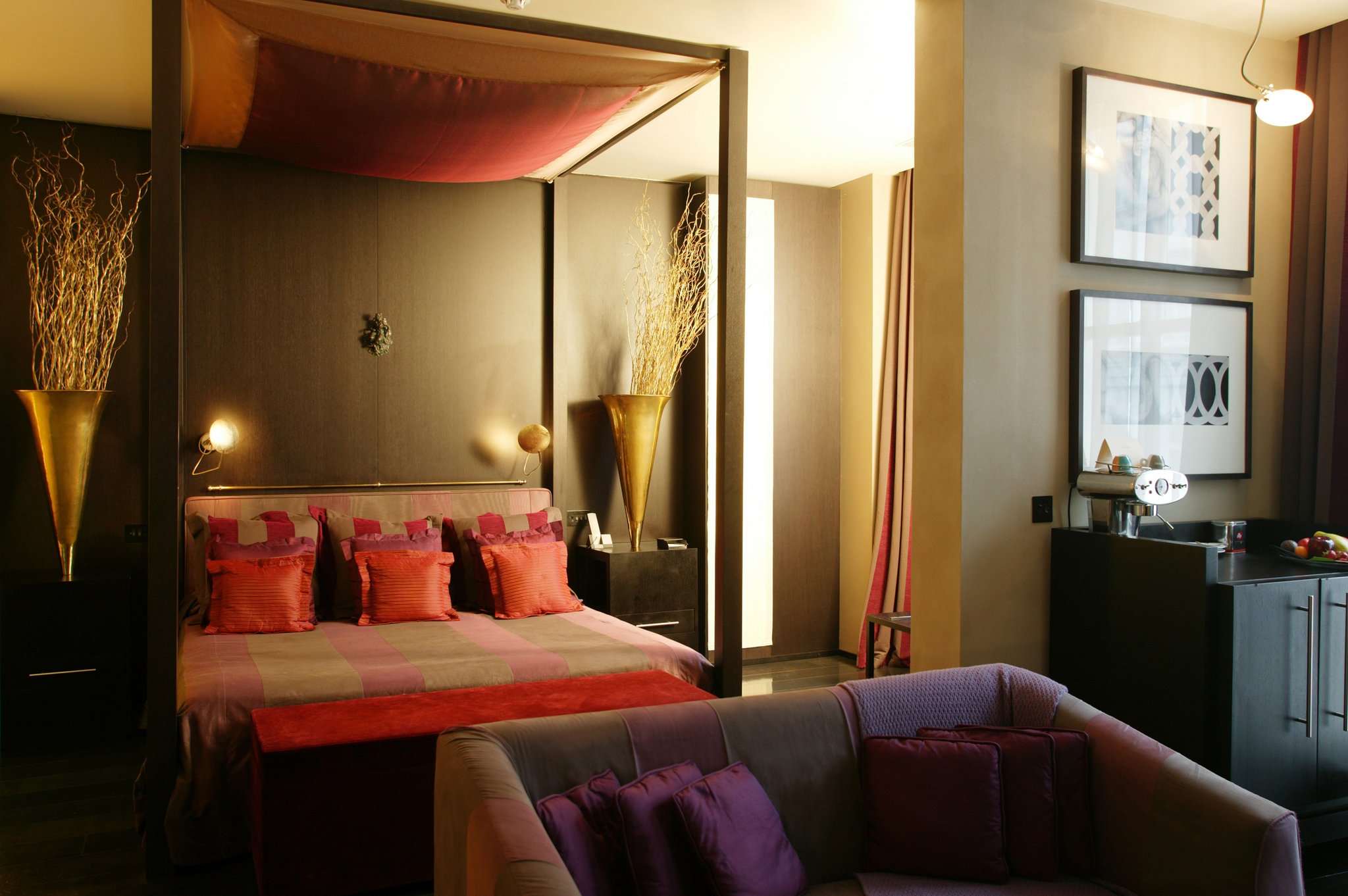 60 Hyde Park Gate Hotel