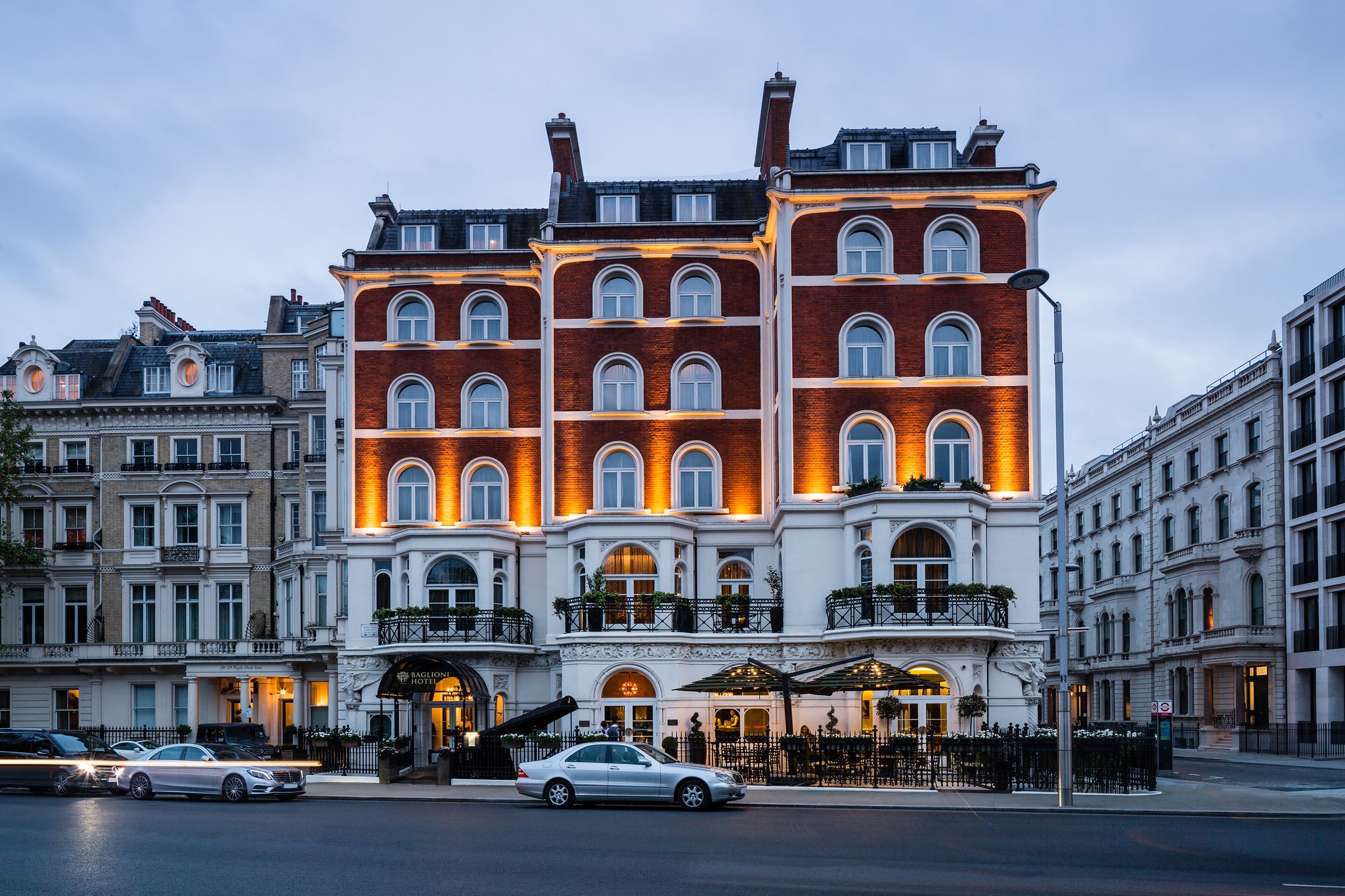 60 Hyde Park Gate Hotel