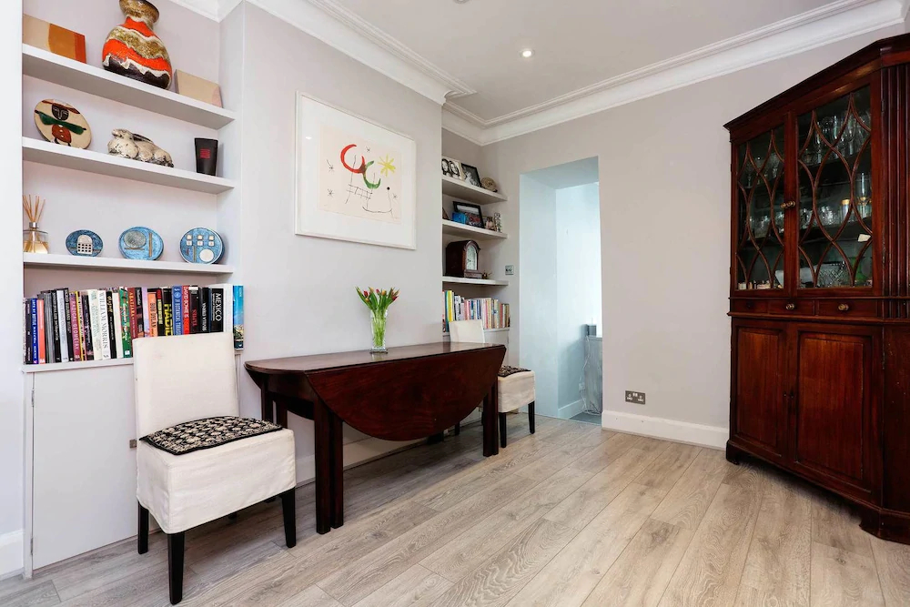 Battersea Retreat