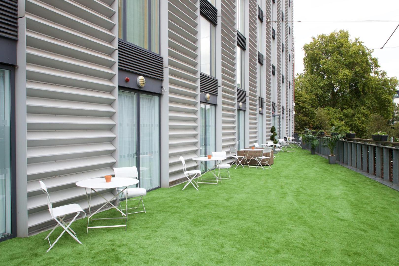 Bermondsey Square Hotel