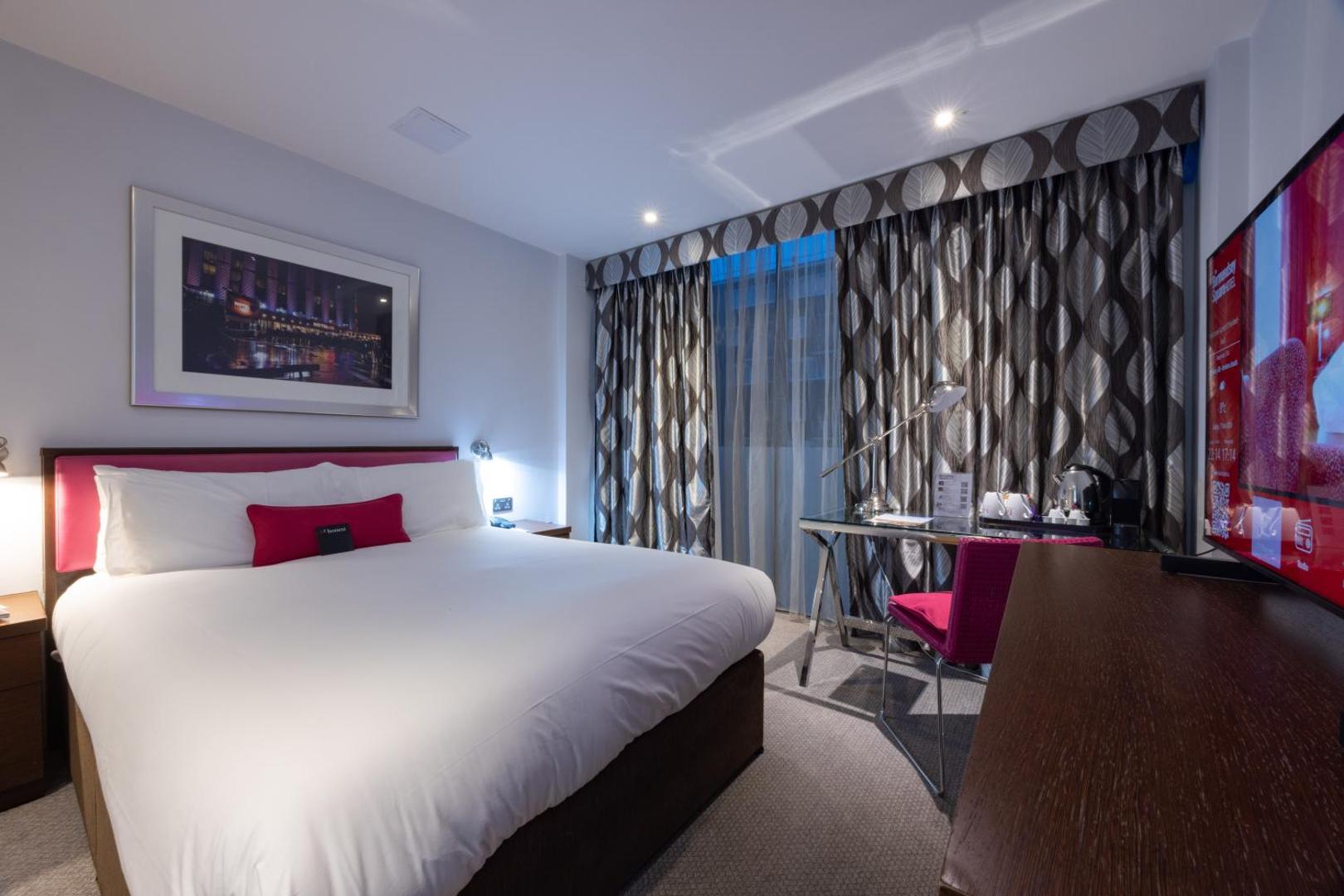 Bermondsey Square Hotel