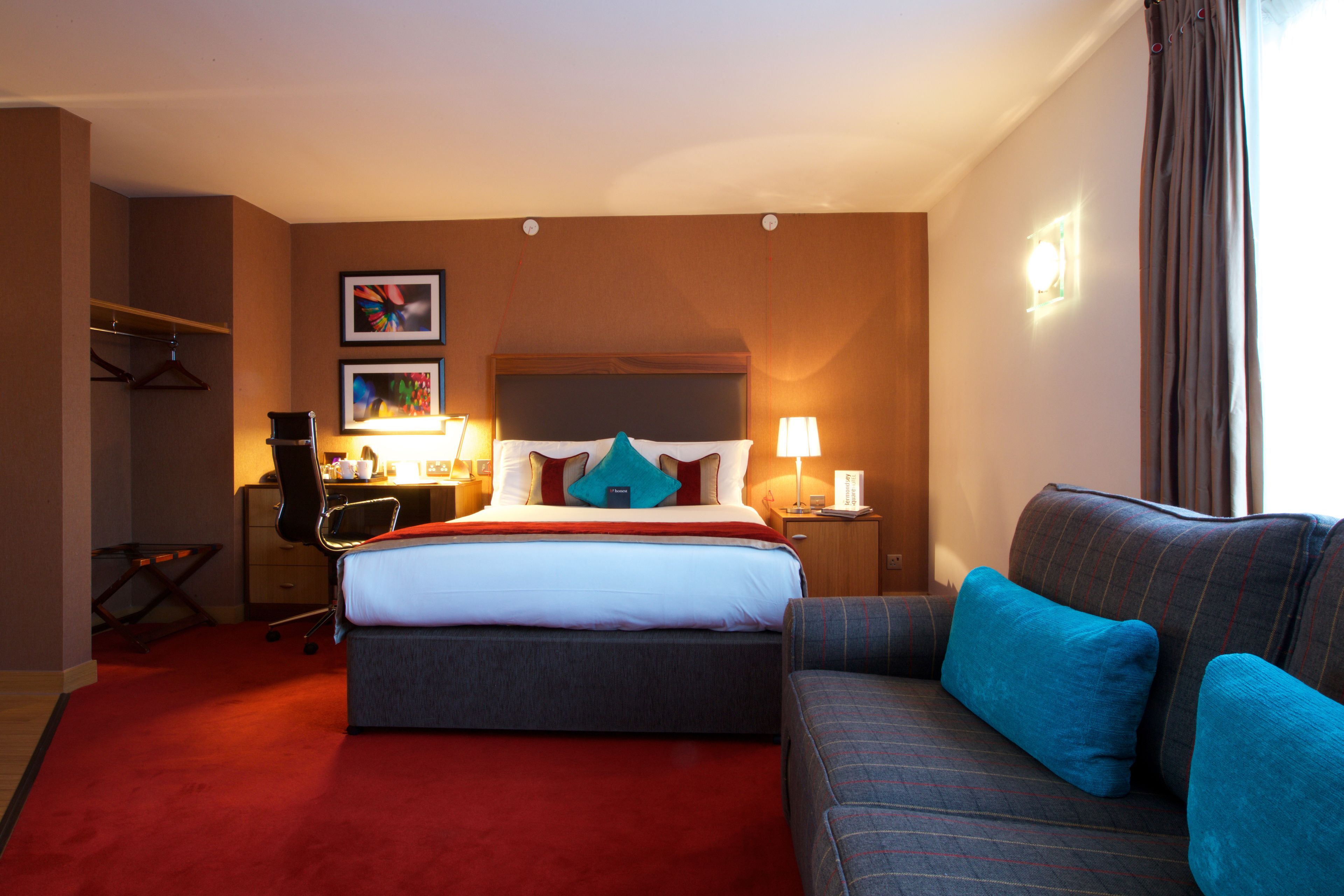 Bermondsey Square Hotel