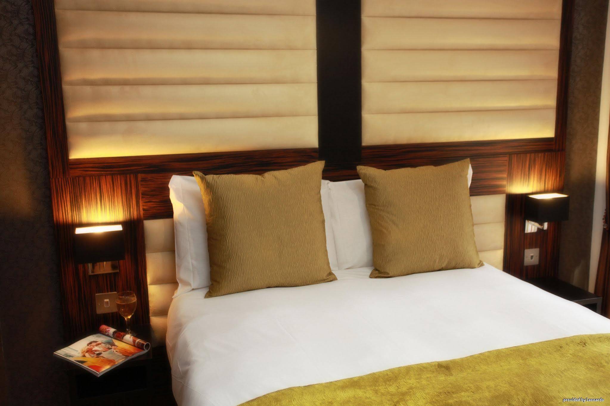 Maitrise Suites Apartment Hotel
