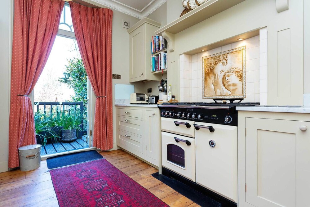 Canonbury Townhouse