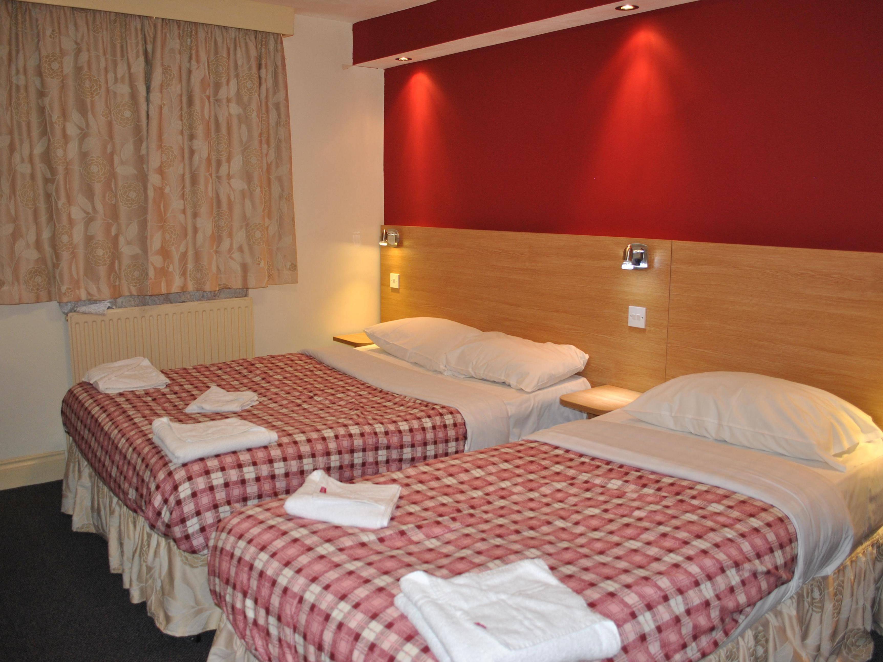 Carlton Hotel
